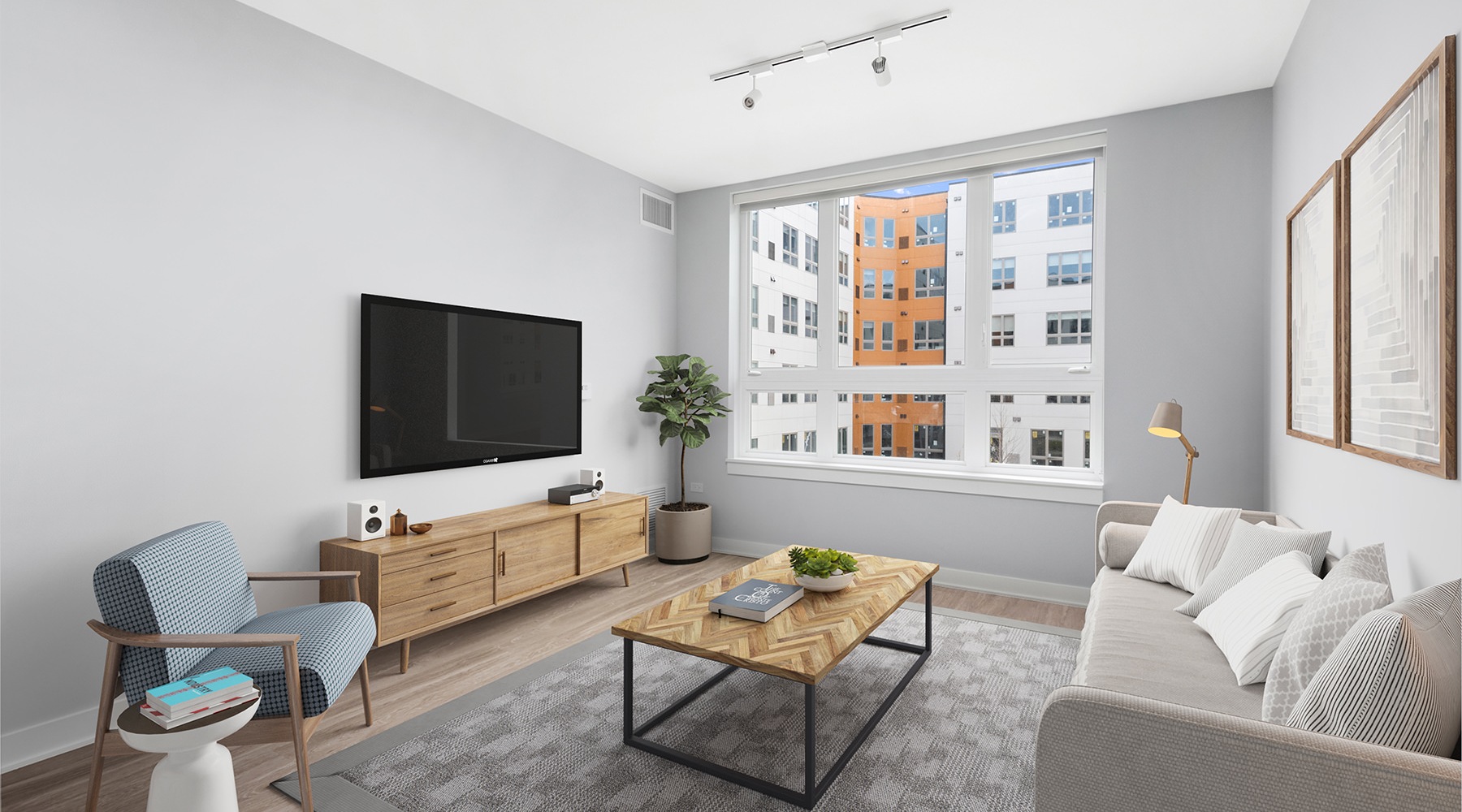 living area with great lighting